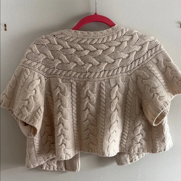 Cable Knit Cream Sweater - Picture 3 of 3